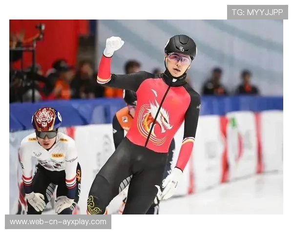 中国短道速滑队多人强势晋级，赛季开局表现引热议